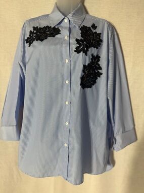Zara Light Blue and White Striped Button-Up Shirt Size Medium